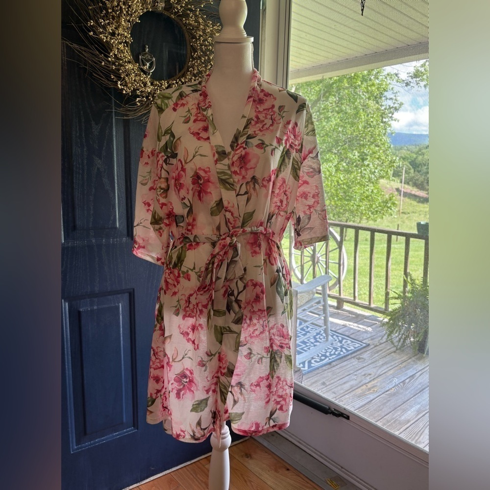 Show Me Your Mumu One Size Garden Of Blooms Floral Pink Brie Robe Kimono Cover